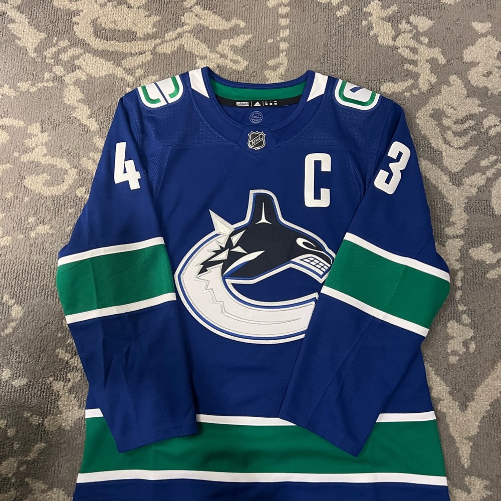 Adidas Quinn Hughes Canucks Jersey - Size 50